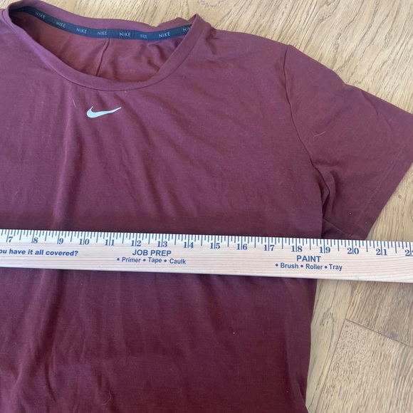 Nike dri-fit shirt - Picture 2 of 5